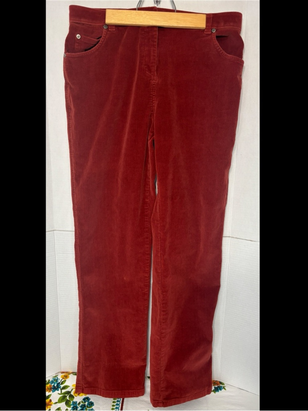 Woolrich Women's 1030 RSS US8 Rust Red Corduroy Straight Leg Pants Minimalist
